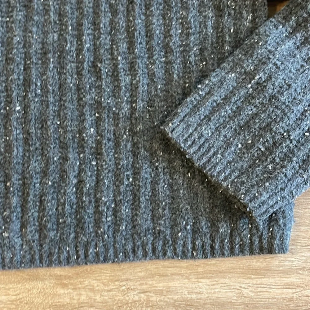 Universal Thread Dark Gray Speckled Mock Turtleneck Cashmere-Like Sweater - Picture 5 of 9